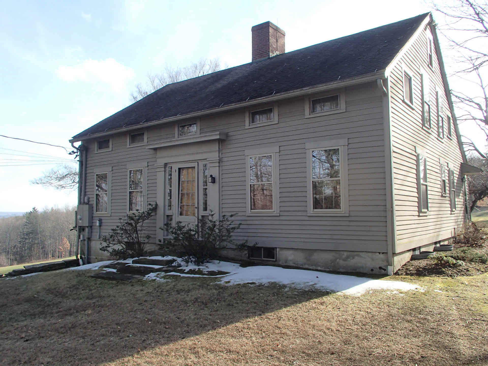 Building photograph for 229 SECOND HILL RD